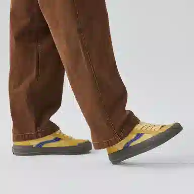 oddCIRKUS x Vision Street Wear Astley Pro