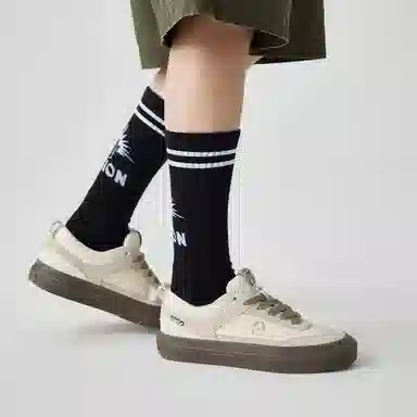 Vision Street Wear Chopper Ivory White