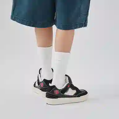 Vision Street Wear Savvy