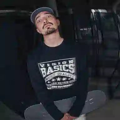 Vision Street Wear T