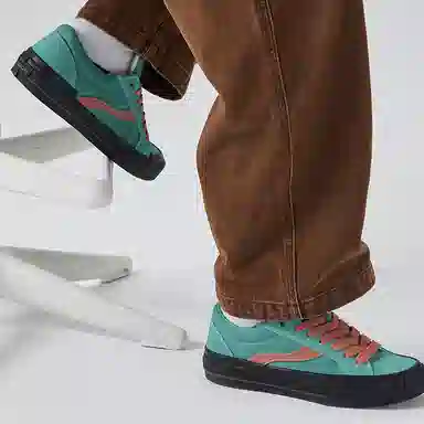 oddCIRKUS x Vision Street Wear Astley Pro