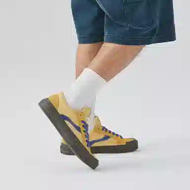 oddCIRKUS x Vision Street Wear Astley Pro