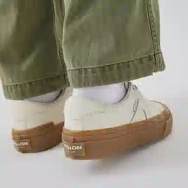 Vision Street Wear V76 Off White