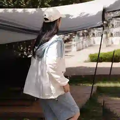 Jeep SS25 logoUPF50+