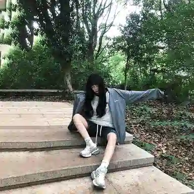 Jeep SS25 logoUPF50+