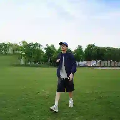 Jeep SS25 logoUPF50+