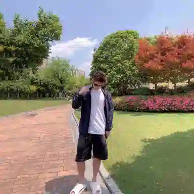 Jeep SS25 logoUPF50+