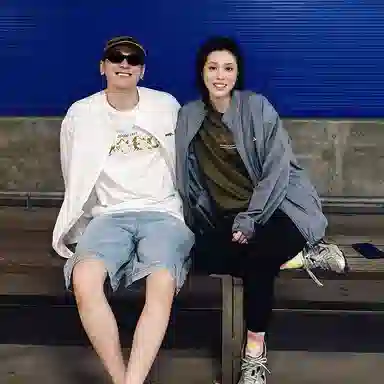 Jeep SS25 logoUPF50+