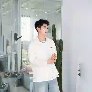 Jeep SS25 logoUPF50+