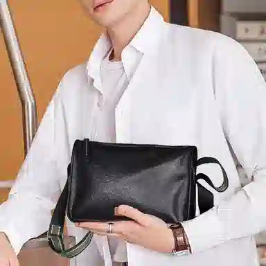 老人头 新款时尚休闲风 牛皮 单肩斜挎包 常规 男款 黑色