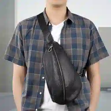 老人头 时尚通勤外出百搭 头层牛皮 胸包斜挎包 常规 男款 黑色 大容量