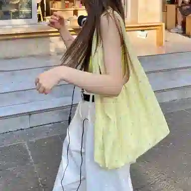 Iman Retro Canvas Bag