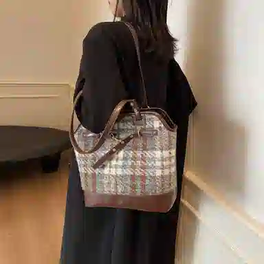 伊曼家 秋冬季休闲通勤 布 单肩包 女款 蓝格/绿格/深蓝格