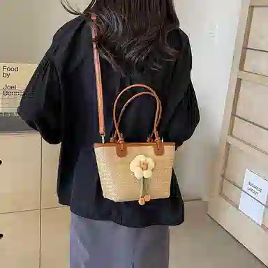 伊曼家 编织包包海边百搭沙滩包水桶包 草编 单肩包 女款 黑色/棕色