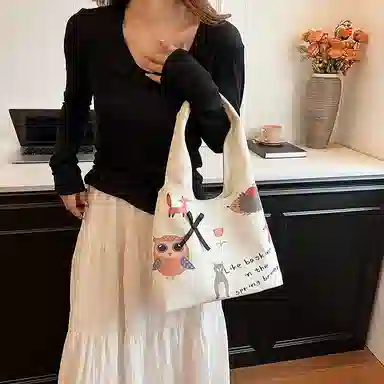 伊曼家 可爱涂鸦帆布包百搭大容量手提包包 尼龙 单肩包 女款 米白色/黑色