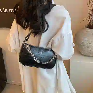 Iman Shoulder Bag