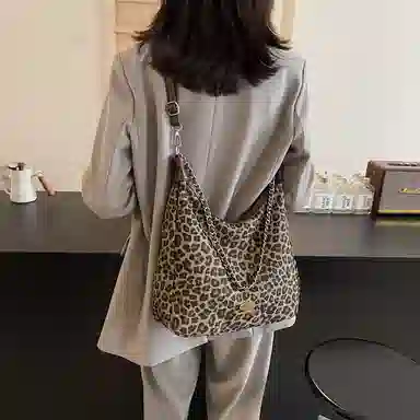 伊曼家 高级感时尚百搭链条通勤 帆布 单肩包 大号 女款 咖啡色/黑色