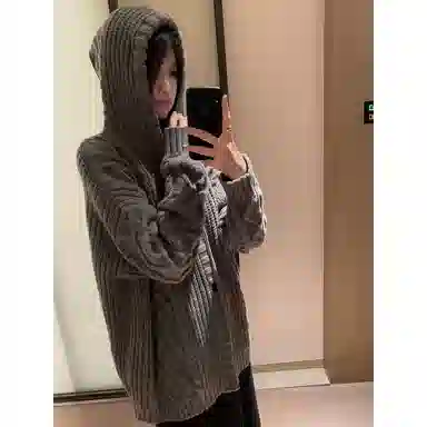 YICHEN