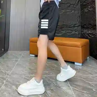 YICHEN