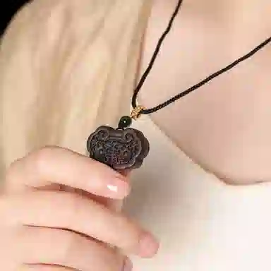 三檀小舍 国风国潮新中式 小叶平安如意锁事业好运 降真香 项链 男女同款情侣款