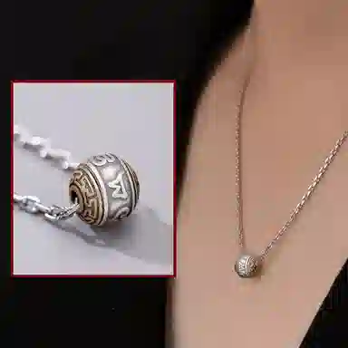 925