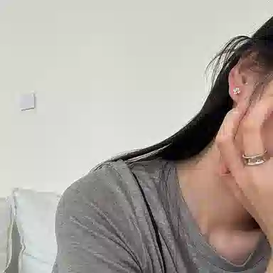 S925
