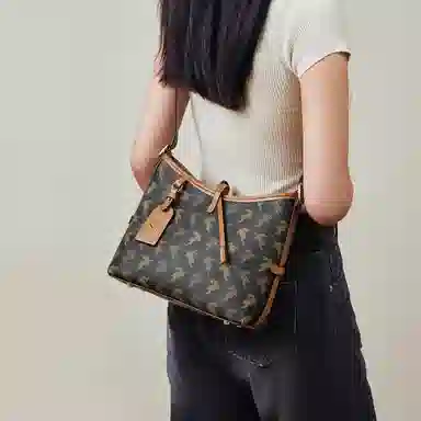 15 MINS Tote
