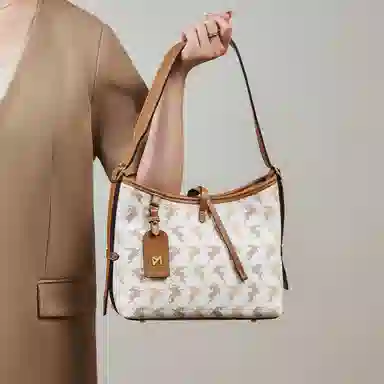 15 MINS Tote