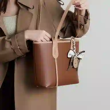 15 MINS Tote