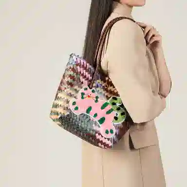 15 MINS PVC Tote