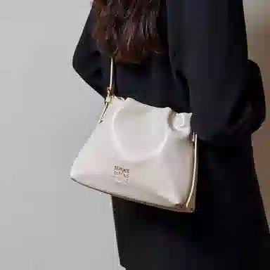 15 MINS PVC Tote