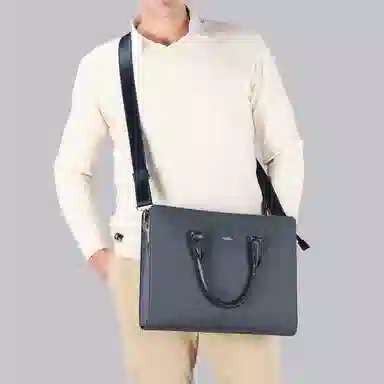 LOUIS ROYALN PVC