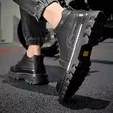 二层牛皮 软底防滑时尚百搭耐用之选 马丁靴 男款