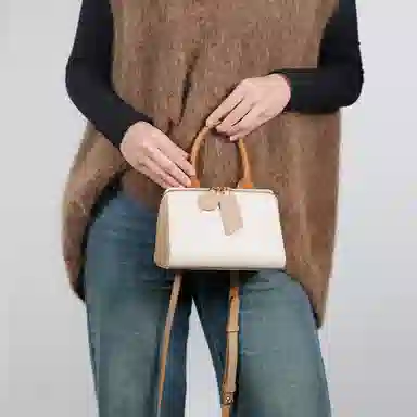 TOMATO&POTATO Triangle Bag