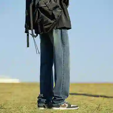 KRISTALIA Vintage Washed Jeans