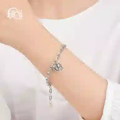 999