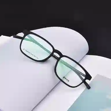 【联系客服可配度数】 康视顿 休闲商务近视眼镜框 β钛 方形 光学镜架 男款 可选蔡司依视路凯米明月镜片