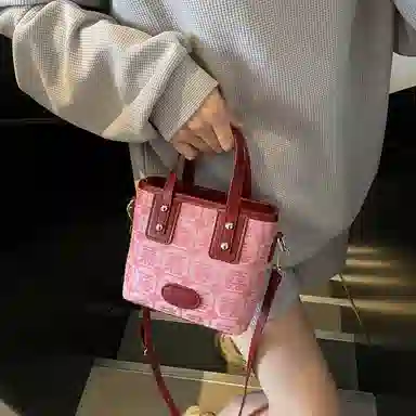 PINKLAND PU