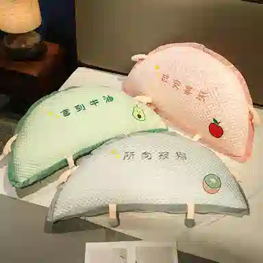 公主恋人 冰豆豆半圆抱枕头 玩偶周边