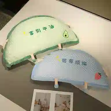 公主恋人 冰豆豆半圆抱枕头 玩偶周边