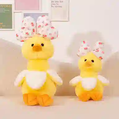 公主恋人 卡通可爱香蕉鸭蝴蝶结款抱枕 创意布娃娃 玩偶 毛绒公仔