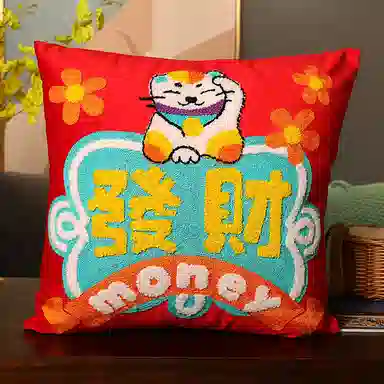 公主恋人 龙年暴富大吉绣花靠枕  抱枕 玩偶 毛绒公仔