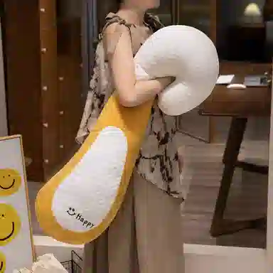 公主恋人 冰豆豆尾巴 创意萌趣抱枕 玩偶周边