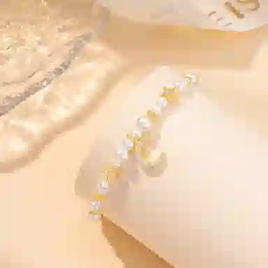 S925