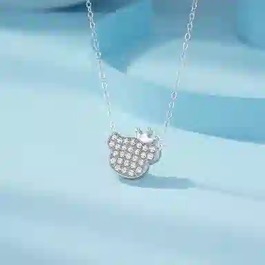 925