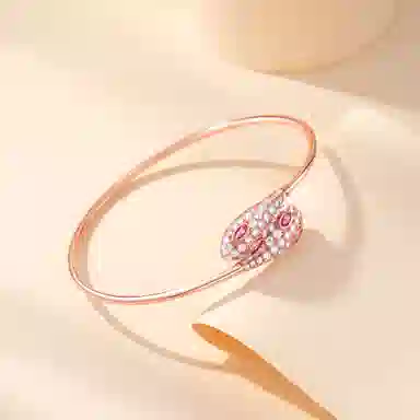 S925