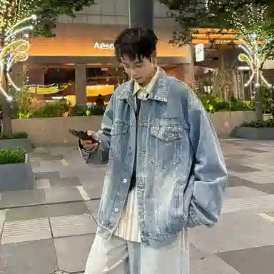 7 SEVFUN Vintage Graffiti Denim Jacket