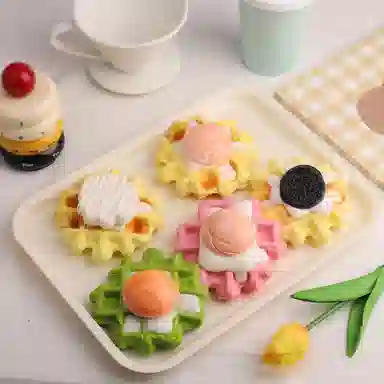 雄俊 湿软慢回弹食物蛋糕酥皮煎蛋面包 可颂吐司减压 捏捏超软 玩具