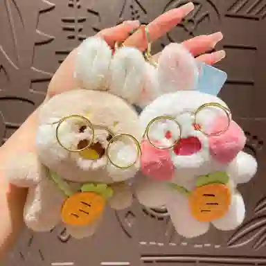 雄俊 可爱眼镜萝卜兔 有文化兔抓机娃娃 包包挂件 玩偶 毛绒挂件