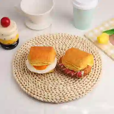 雄俊 湿软慢回弹食物蛋糕酥皮煎蛋面包 可颂吐司减压 捏捏超软 玩具